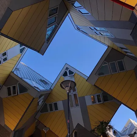 Armando's Place Vandrarhem Rotterdam